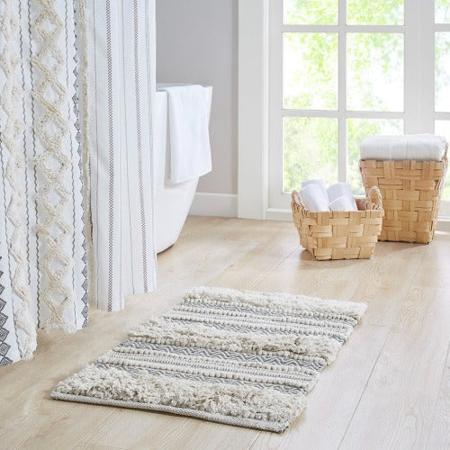 Bath Rug Grey 20x32