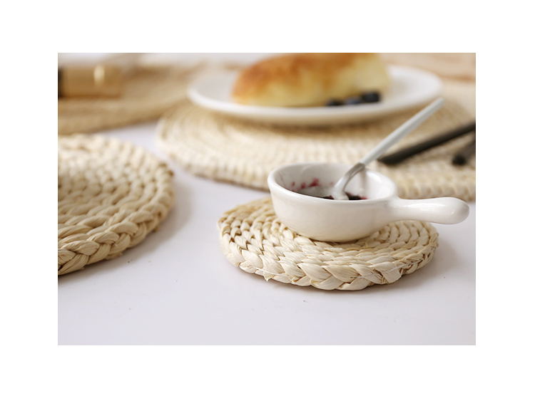 Corn Husk Trivet for Hot Pots and Dishes