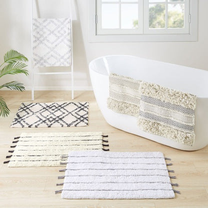 Bath Rug Grey 20x32